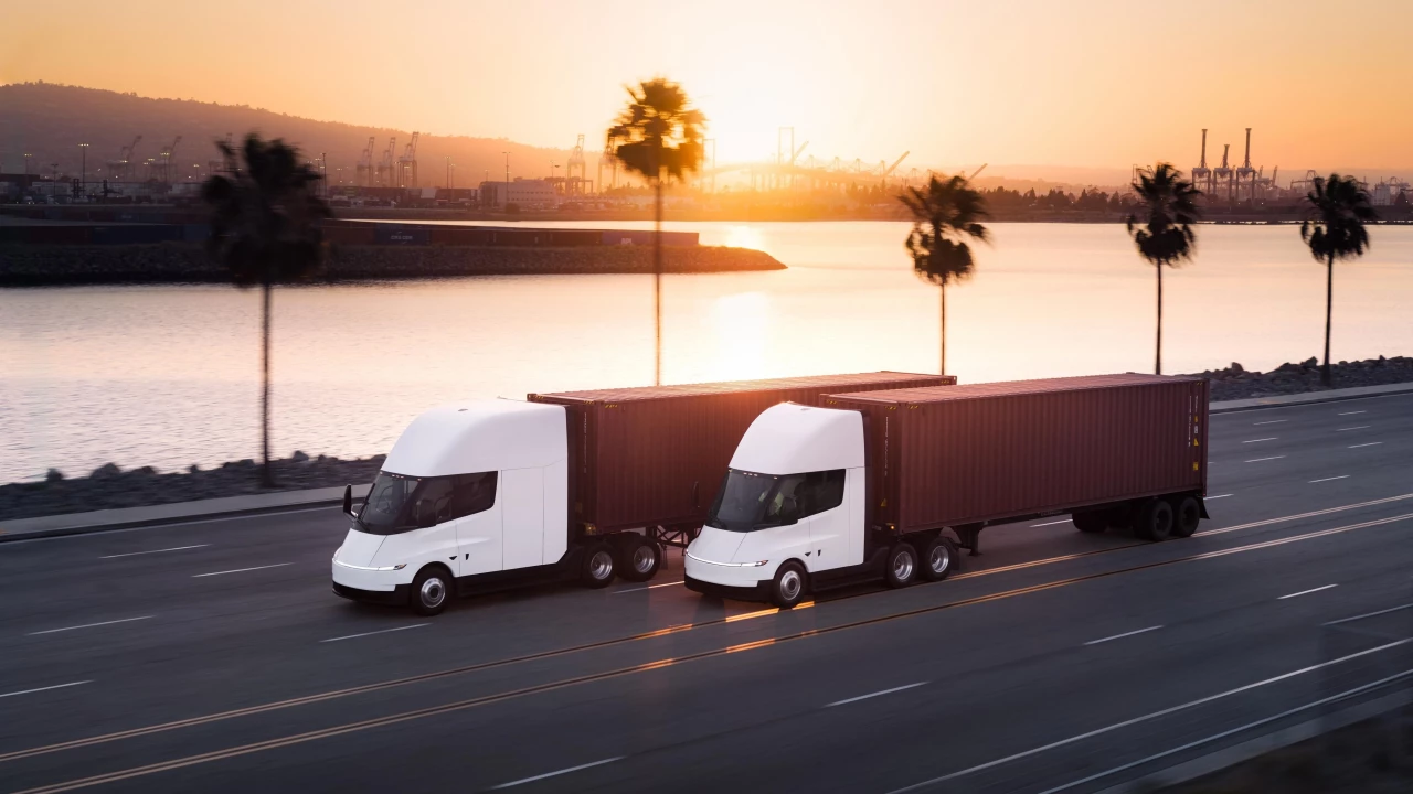 Tesla Semi - электрический тягач Tesla